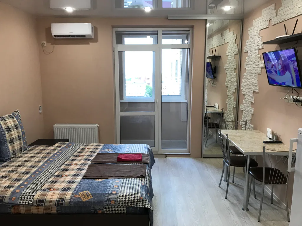 Квартира Студия в самом центре в новом доме — аренда посуточно в Волгоград