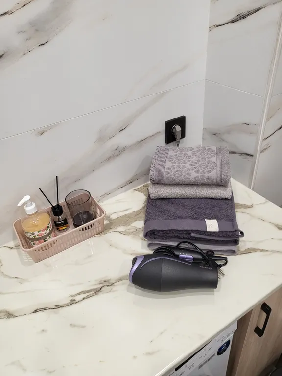 Евродвушка с авторским дизайном, в центре, около Мега парка