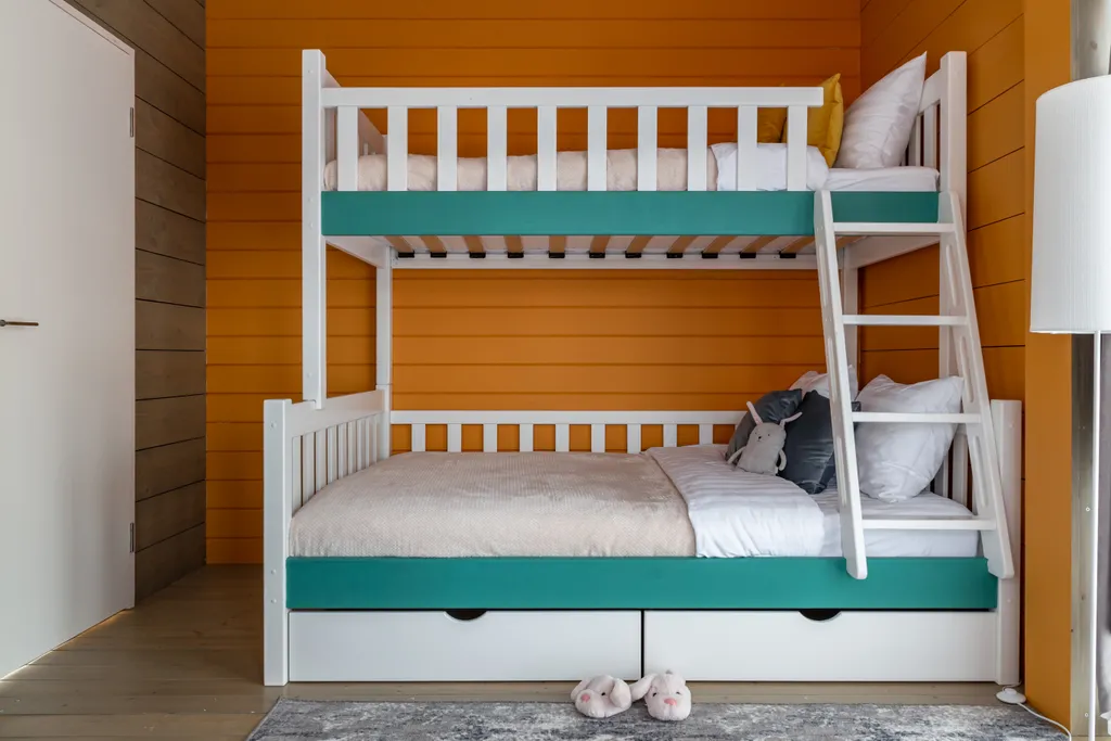 Коттедж Семейный дубльдом у пруда с баней и купелью в Новой Москве — Птичное