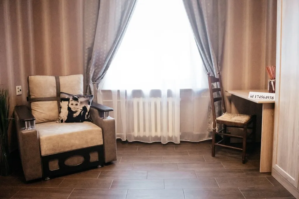 Сталинская Трёшка Халтуринский на главной улице города