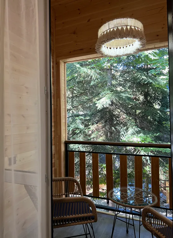 Коттедж Просторный двухэтажный коттедж — Архыз