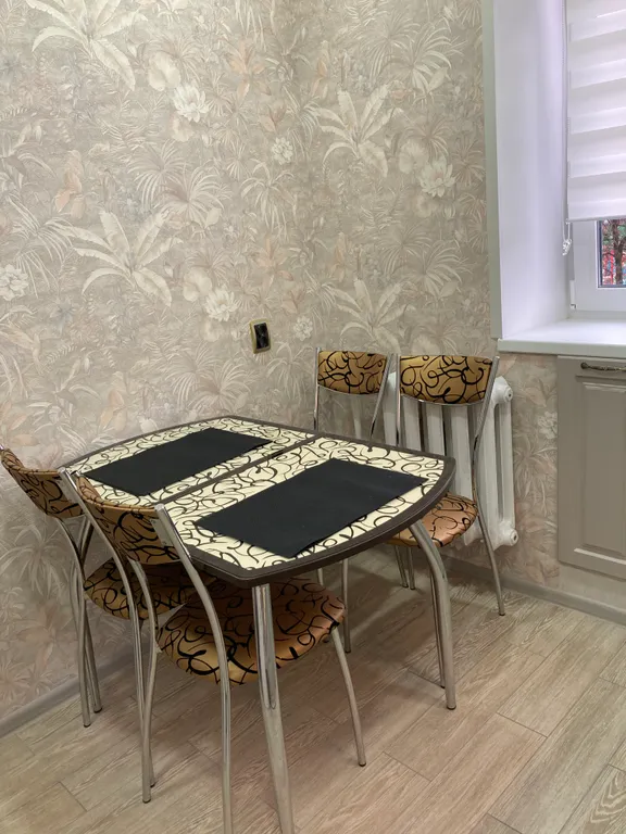 Апартаменты на площади Ленина