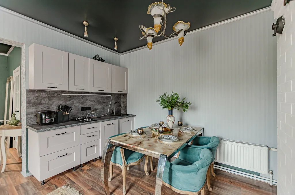 Уютный дом в центре города