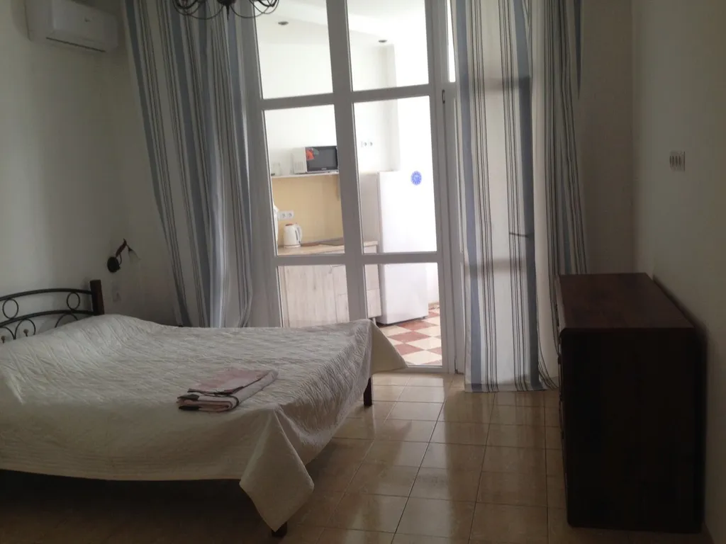 Квартира 1-комнатная Квартира — Феодосия