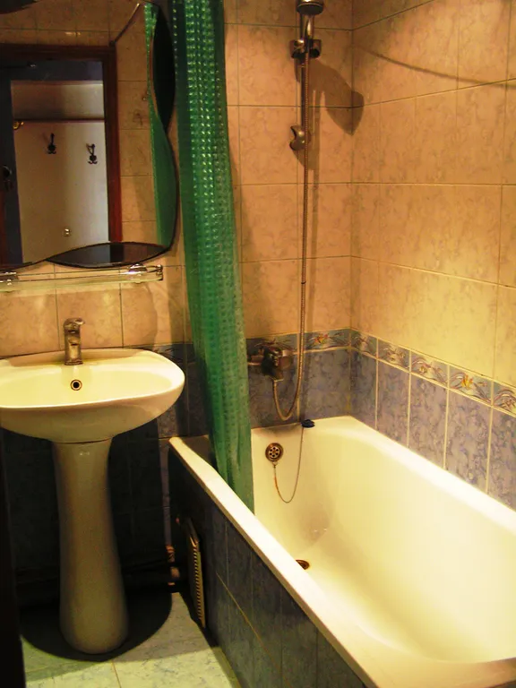 Уютная 1-комнатная квартира в центре города, есть горячая вода