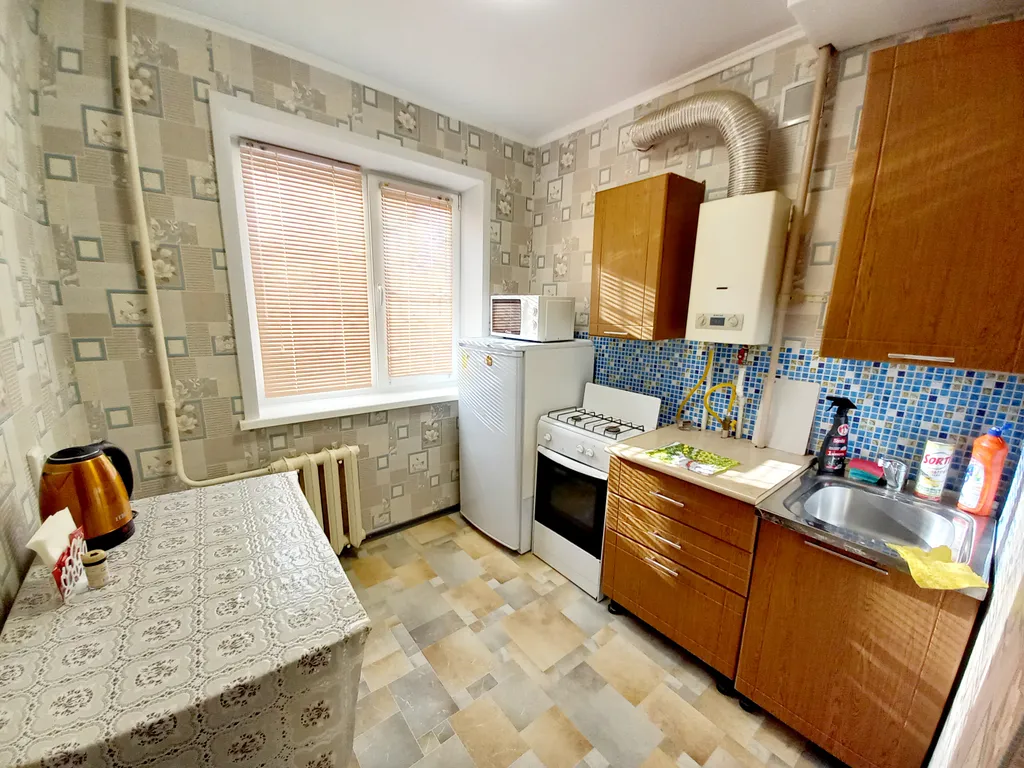 Двухкомнатная квартира на Коммунистической