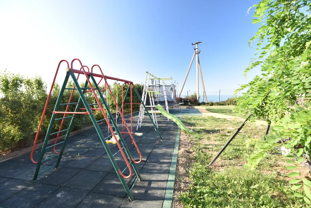 Двухуровневый номер с кухней и видом на море