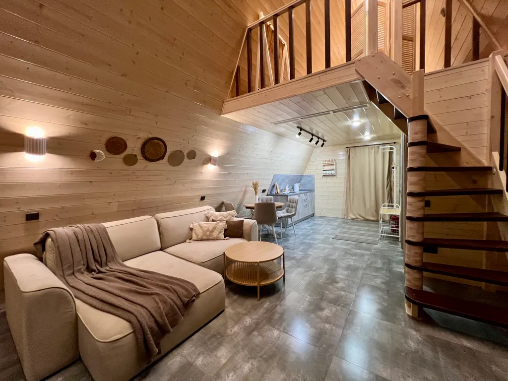 Коттедж Уютный дом Поле с баней на дровах и сибирским чаном — Лопатино