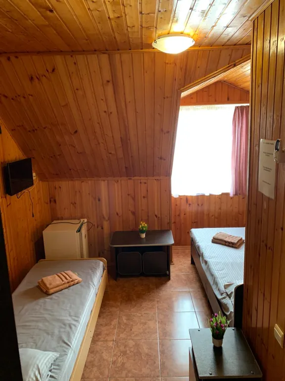 Квартира Комната — аренда посуточно в Лоо