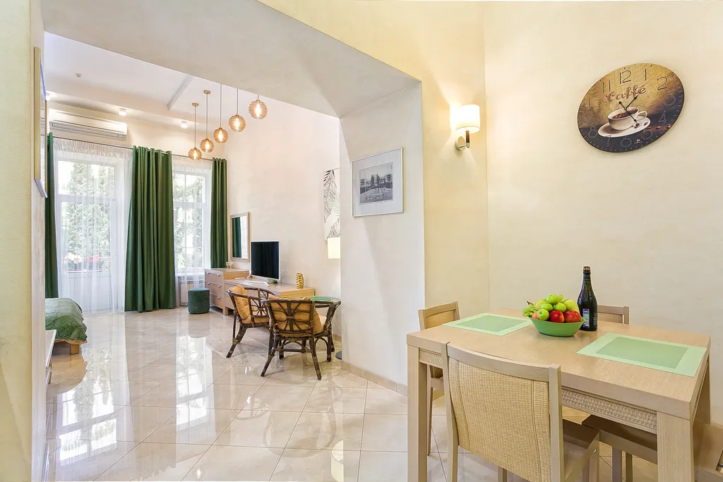 Апартаменты Делюкс Модерн с балконом на набережной