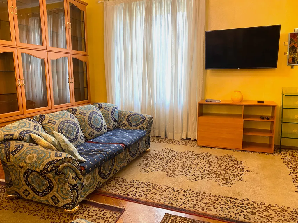 Квартира Уютная большая квартира около патриарших прудов — Москва