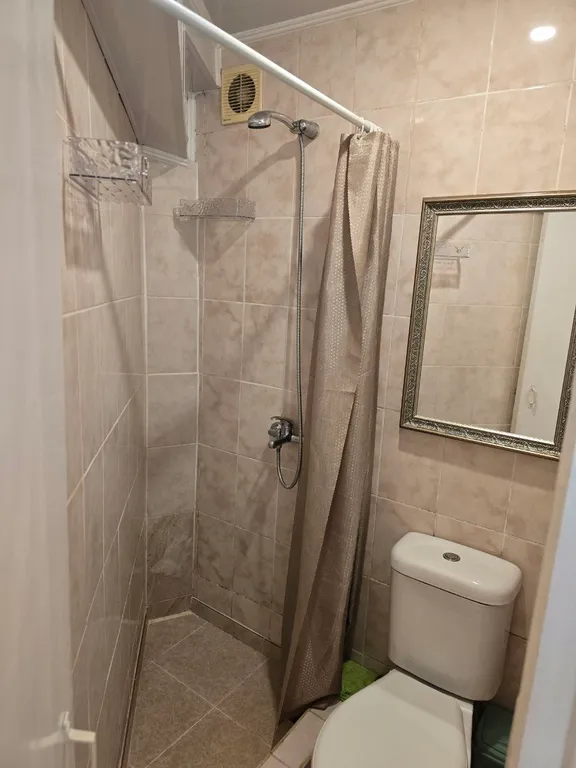 Этаж коттеджа в зелёном саду