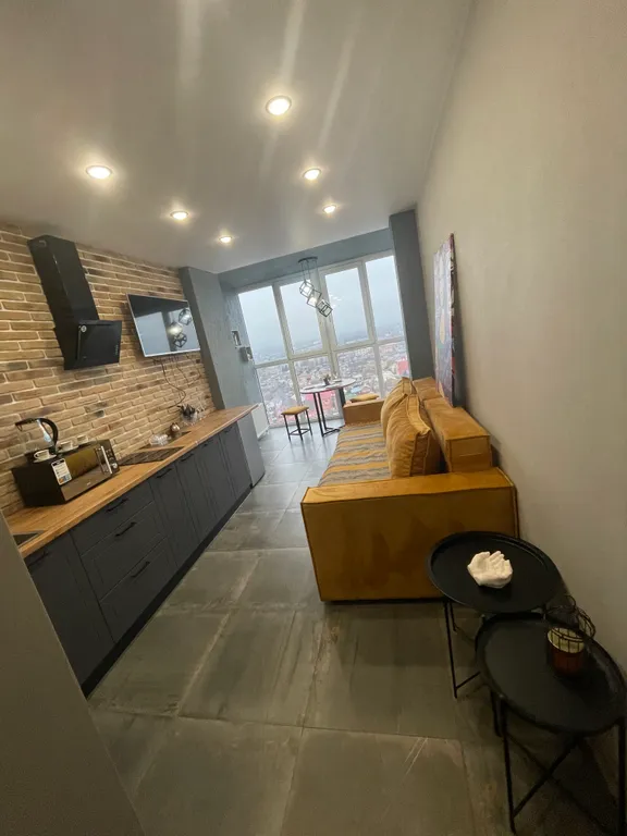 Квартира в новом доме в центре города — аренда посуточно в Батайск