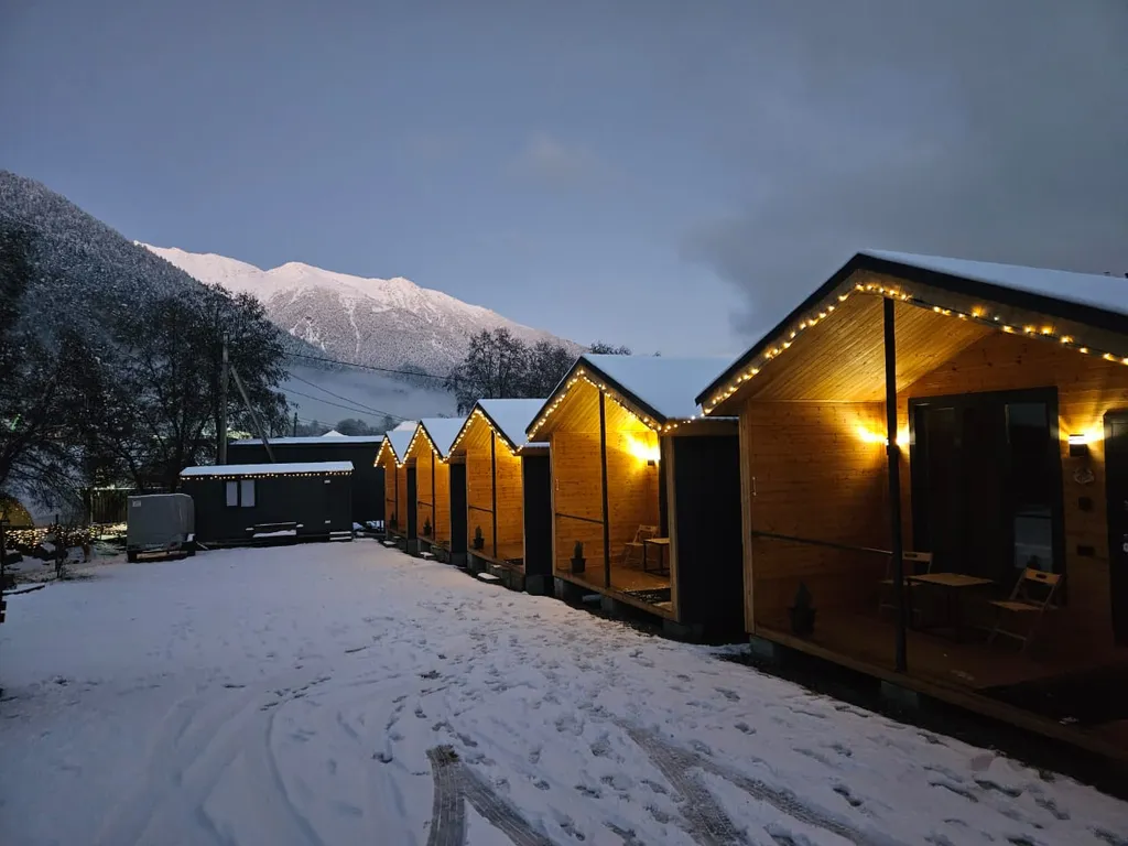 Коттедж Уютный двухкомнатный дом с раздельными кроватями в спальни — аренда посуточно в Архыз