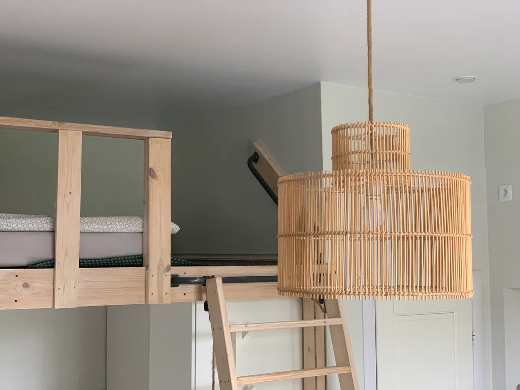 Cozy & Central Loft in Finnish wooden house 1914