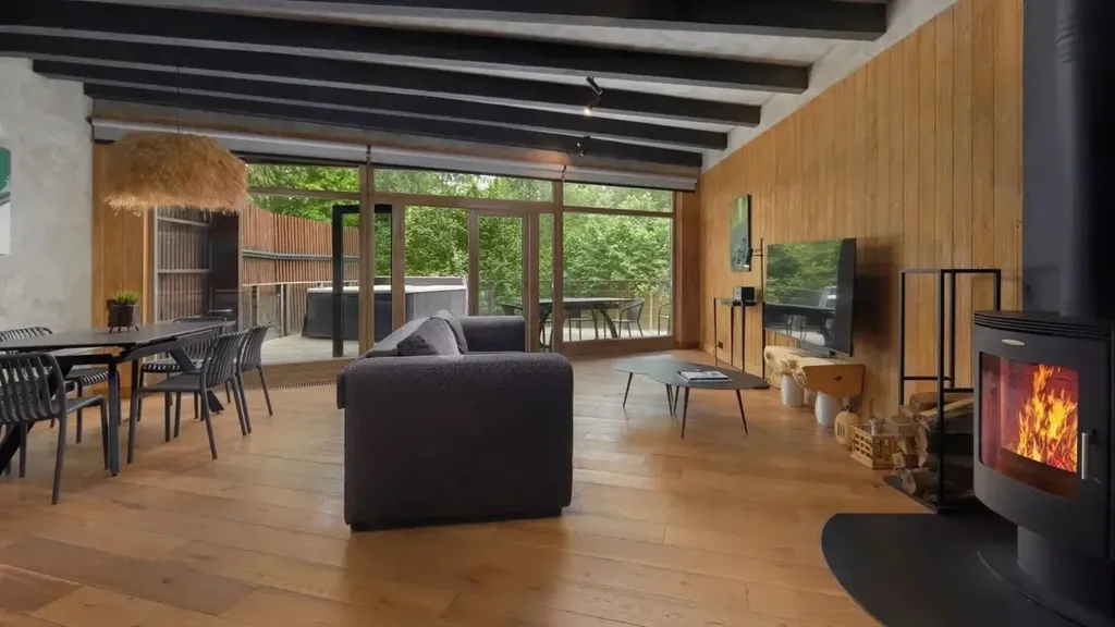 Коттедж 5-комнатный Дом — Москва