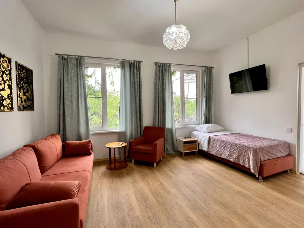 Коттедж Дом под ключ 70 м² в Сухуме, район Ачадара (Эшерская улица) | свой сад — Сухум