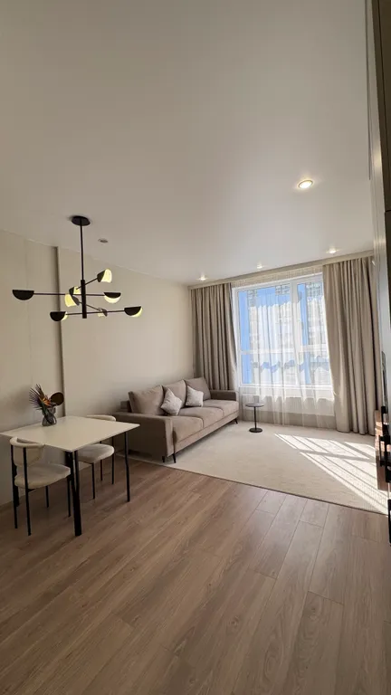 Квартира Современные апартаменты рядом с метро в центре Алматы 652 — Алматы