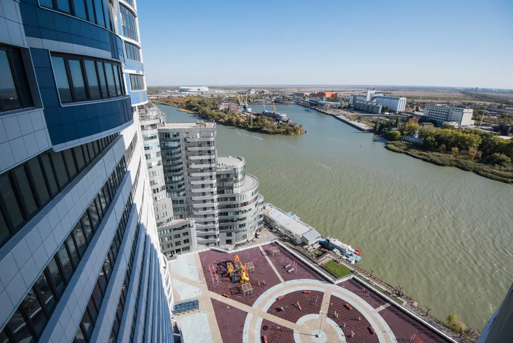 Квартира Просторная студия на 23 этаже с видом на Дон — аренда посуточно в Ростов-на-Дону