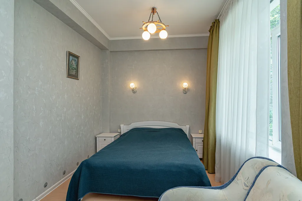 Уютная квартира в центре города со своим двориком