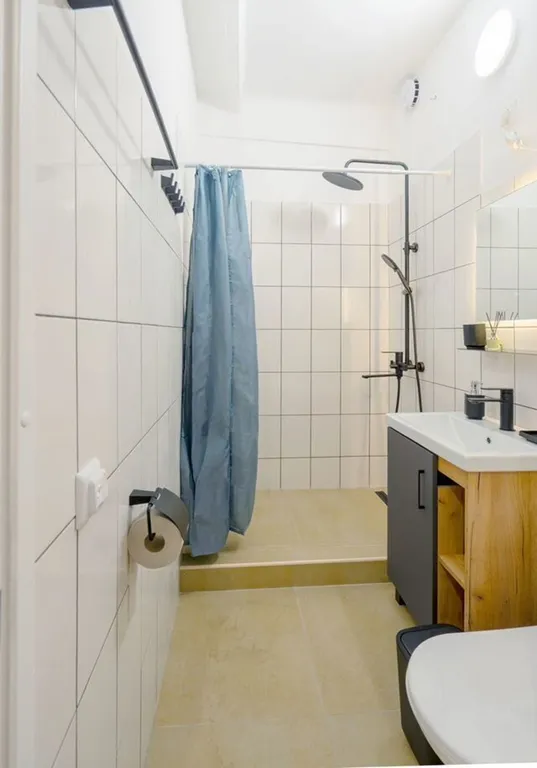 Студия в центpe города