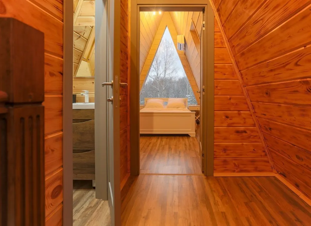 Большой дом a-frame в-небо с бассейном