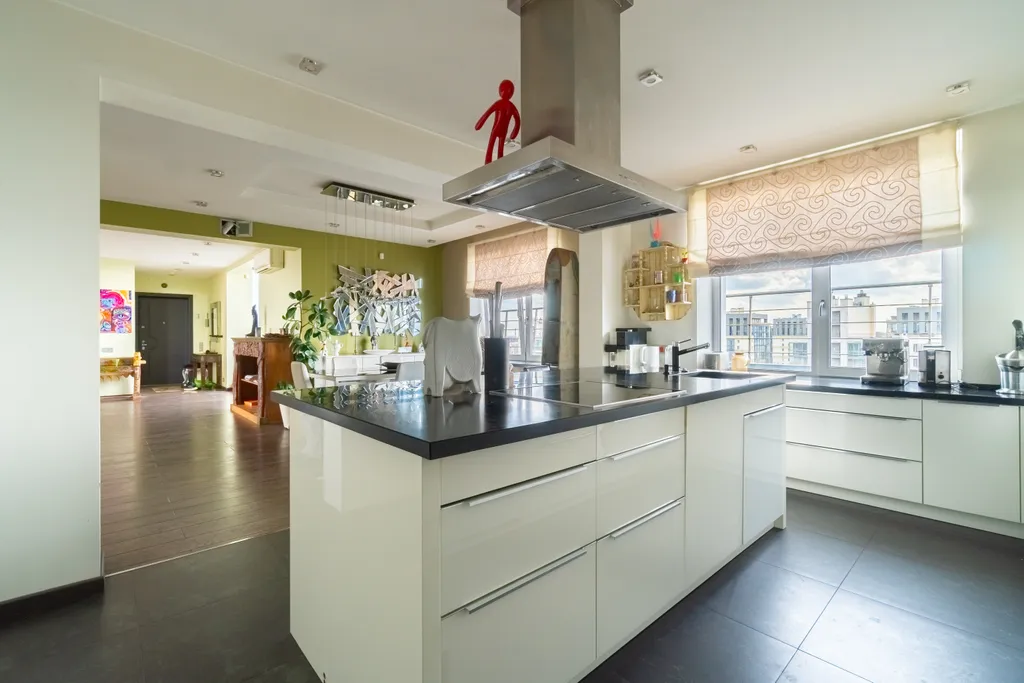 Пентхаус с террасой и видом на город