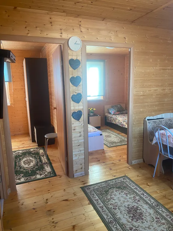 Дача на горке с видом на горы