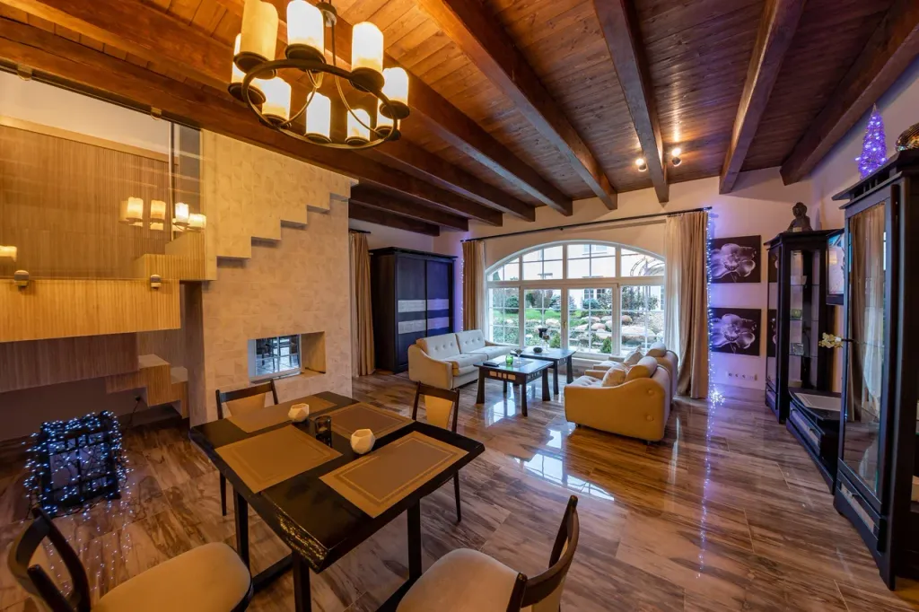 Вилла дзен с ванной спа и террасой с видом на сад