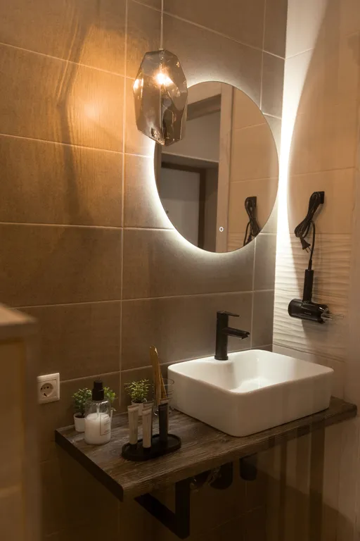 Современный двухкомнатный апартамент