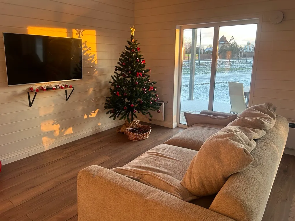 Барн с баней и чаном у озера