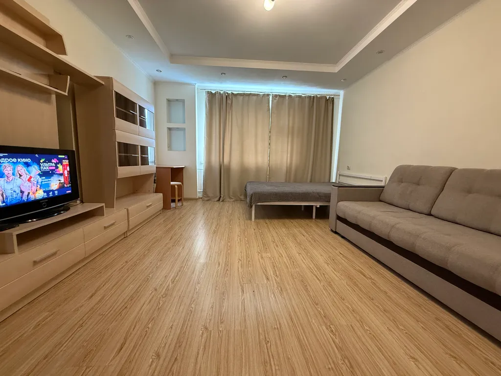 1-комн.квартира 50кв.м, 2 дивана, 1 кровать, до 6ти гостей.