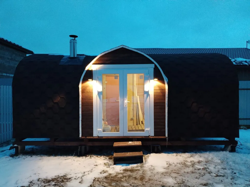 Коттедж Уютный домик для отдыха на свежем воздухе — Коммунар