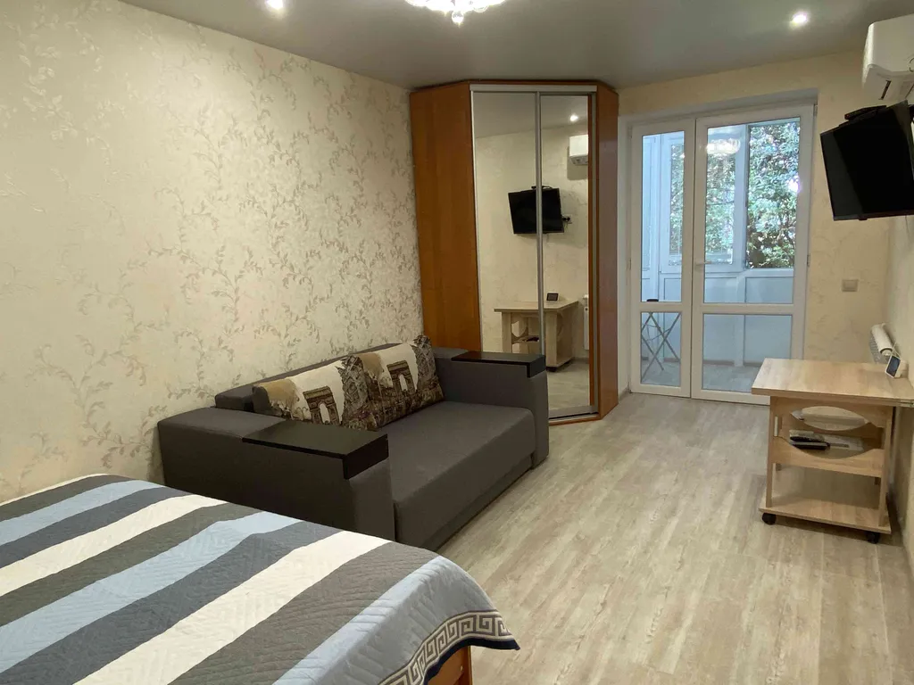 1-комнатная Квартира — аренда посуточно в Ялта