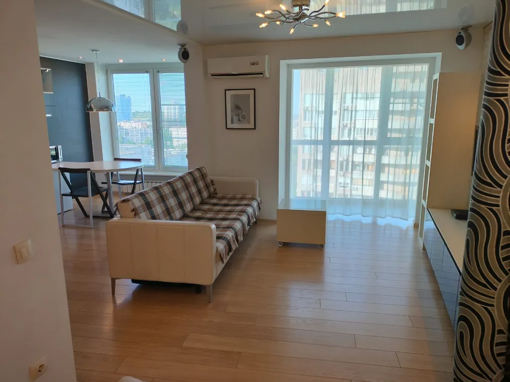 Квартира Квартира в центре с панорамным видом на Волгу — Волгоград