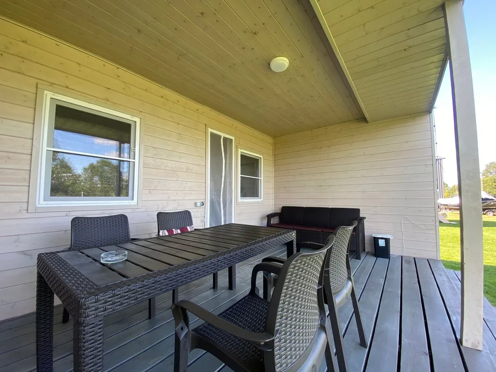 Дом у реки Дубна на первой линии