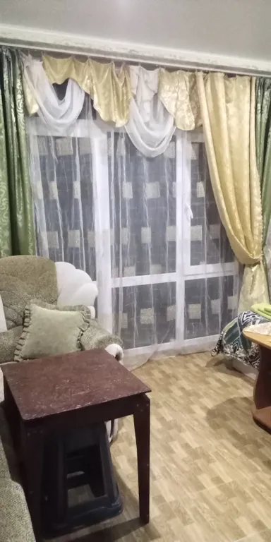 Комната со всеми удобствами в лесу рядом с морем