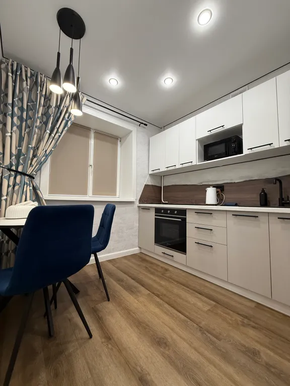 Уютная квартира на набережной район ОКЦ