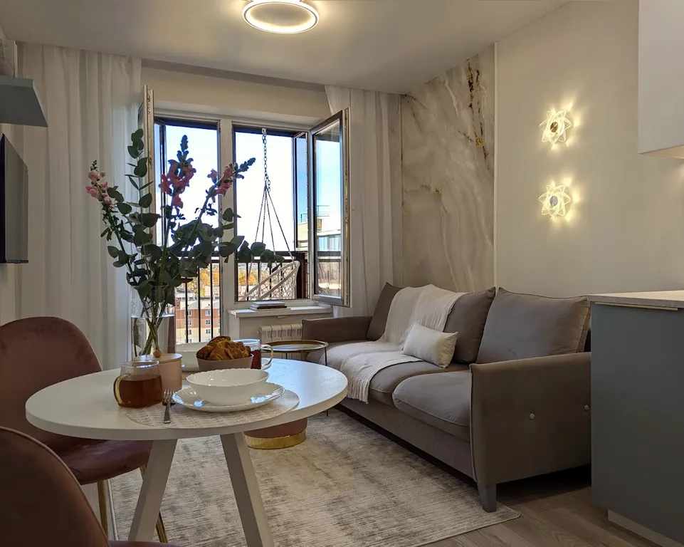 Уютная евродвушка с видом на Кремль