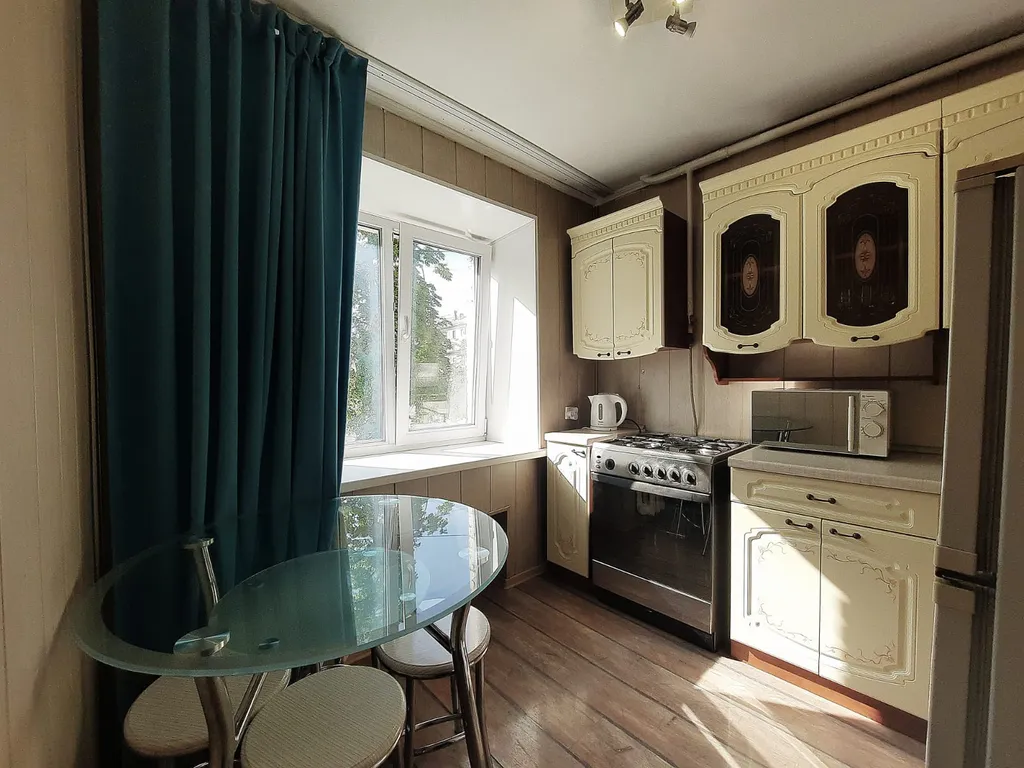 Двушка вблизи КузГТУ в центре