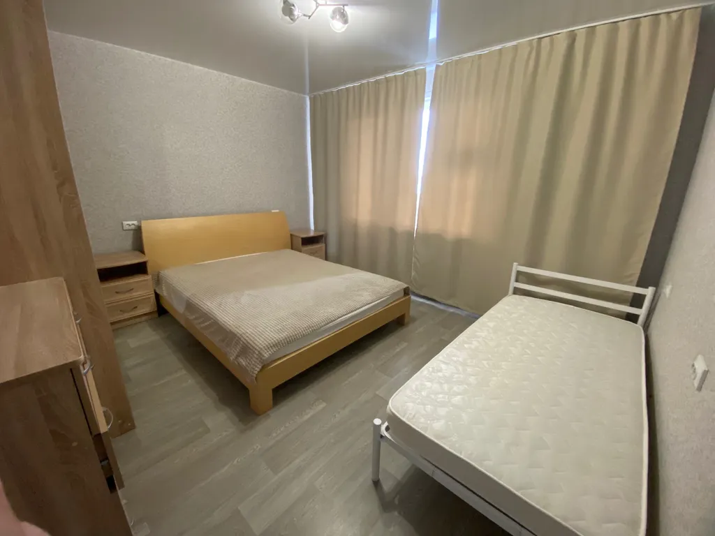 Квартира Квартира 2-комнатная студия 16этаж, Диван, 2 кровати, до 5 гостей — Новосибирск