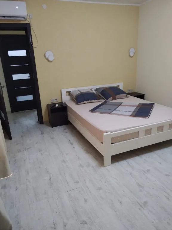 Апартамент 6