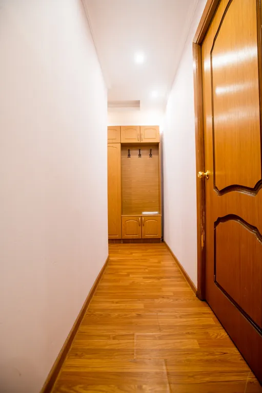 1-комн. Квартира с балконом. Метро, шереметьево, парковка, отчет док