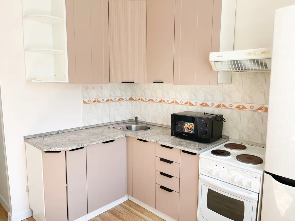 Солнечная квартира с балконом