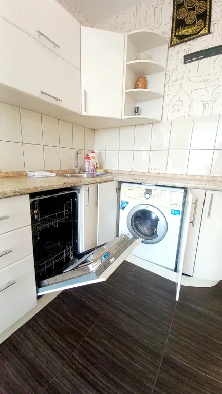 Новая квартира с АОГВ и джакузи