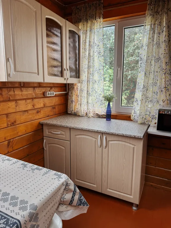 Уютный домик в саду