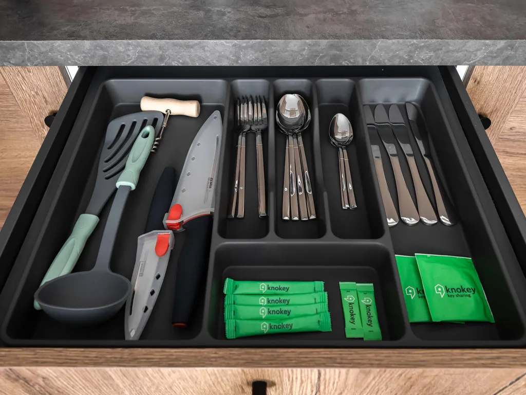 Уютная студия у метро. Заезд бесконтактно. Отчётные документы