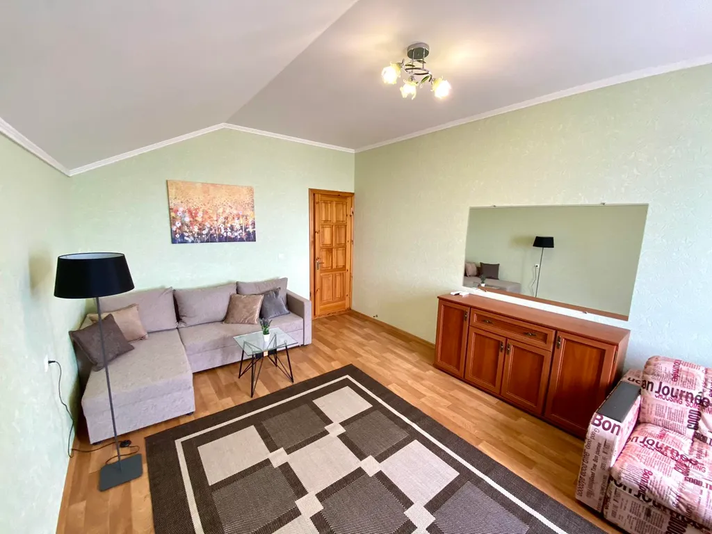 Этаж дома со своим входом