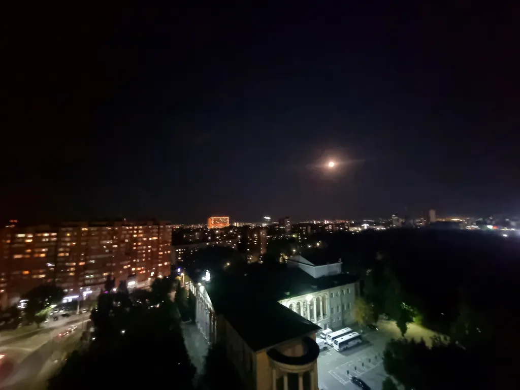 Квартира Квартира с панорамным остеклением и видом на город — Ростов-на-Дону