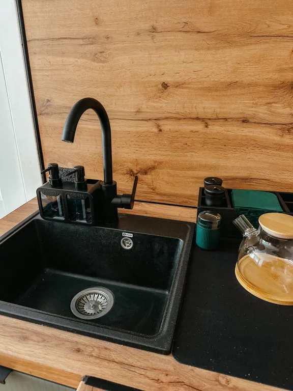 Отдельный дом с баней, террасой,джакузи, парковкой и мангальной зоной